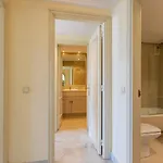 - Marina Banus, Puerto Banus, Cozy 2br, Parking & Pool Διαμέρισμα Μαρμπέλλα