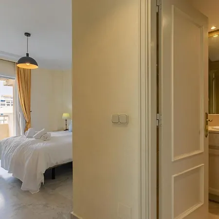 Апартаменты - Marina Banus, Puerto Banus, Cozy 2br, Parking & Pool Марбелья